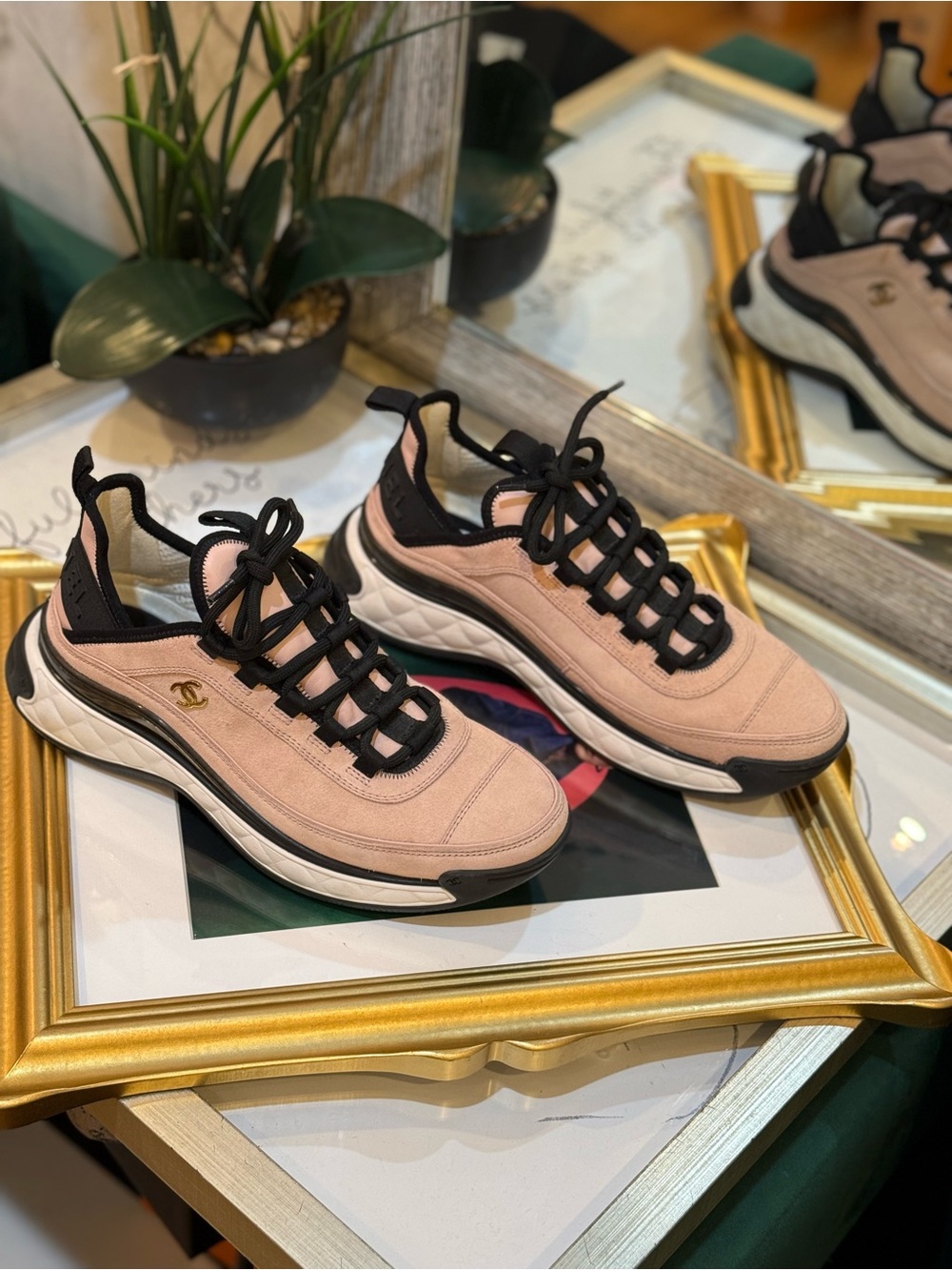 CHANEL Blush Pink and Black Suede Low-Top Sneakers - Picture 4 of 11